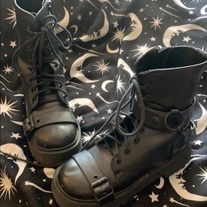 Current Mood Combat Belt boots